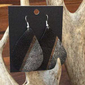 Leather earrings